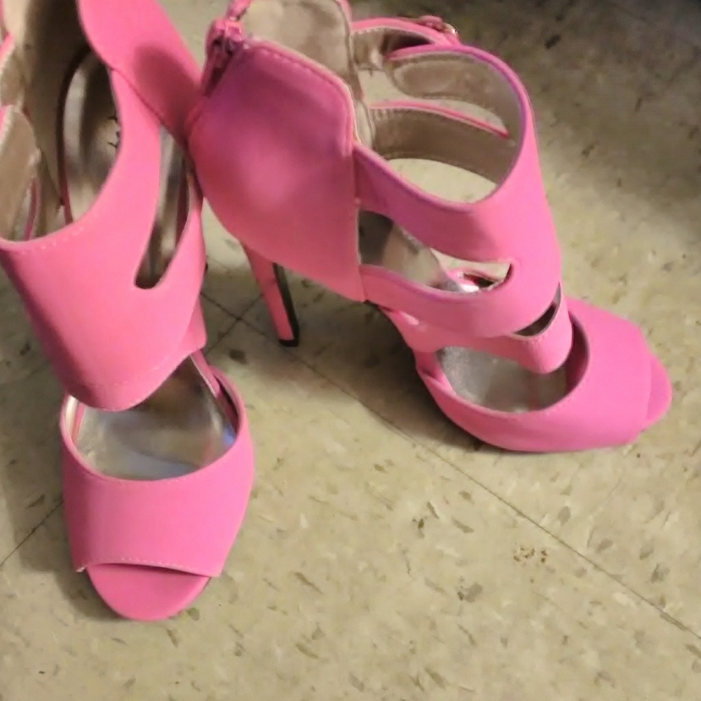 Pink heels